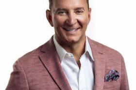 Clinton Kelly
