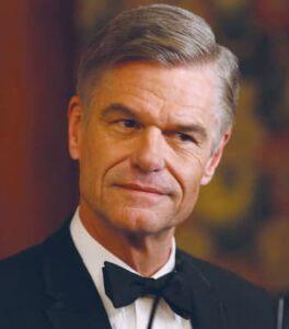 Harry Hamlin Bio, Wiki, Age, Height, Family, Wife, Son, Gay, Movies