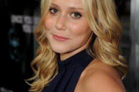 Julianna Guill