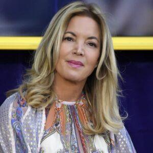 Jeanie Buss Bio, Wiki, Age, Height, Father, Husband, Net Worth, Lakers