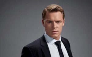 Diego Klattenhoff Bio, Wiki, Age, Wife, Son, Net Worth The Blacklist