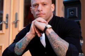 Ami James