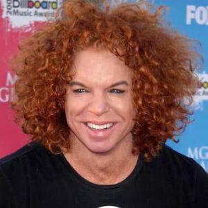 Carrot Top Bio, Wiki, Age, Height, Family, Net Worth, Pesto, Wife, Las