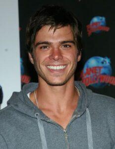 Matthew Lawrence Bio, Age, Height, Family, Wife, Cheryl Burke, Divorce