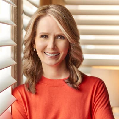 Photo of Dianne Derby 