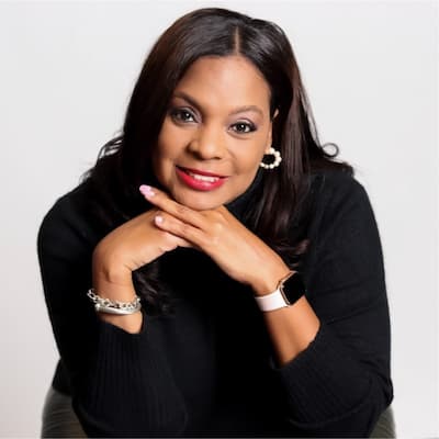 Photo of Dee Griffin 