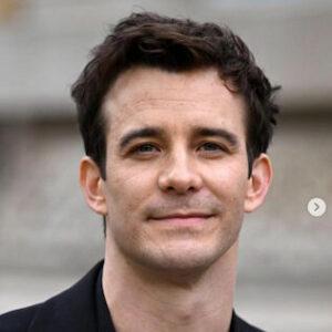 Luke Thompson Bio, Wiki, Age, Height, Family, Wife, Net Worth | The