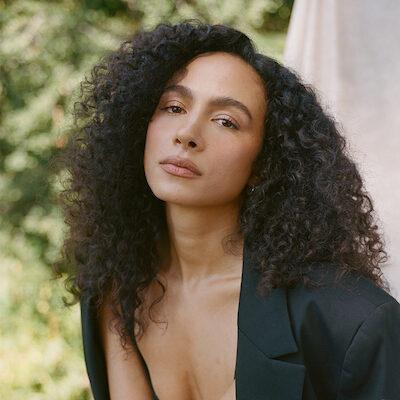 Photo of Aurora Perrineau