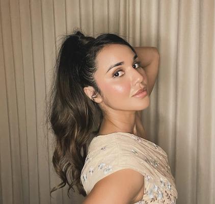 Photo of Summer Bishil 