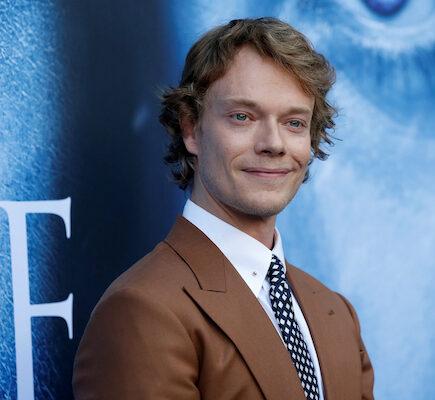 Photo of Alfie Allen