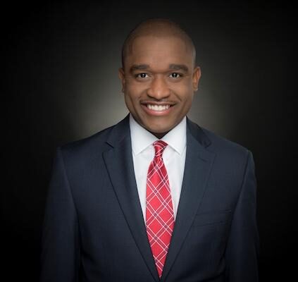 Photo of Chris Thomas