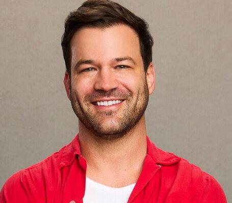 Photo of Clayton Johnson